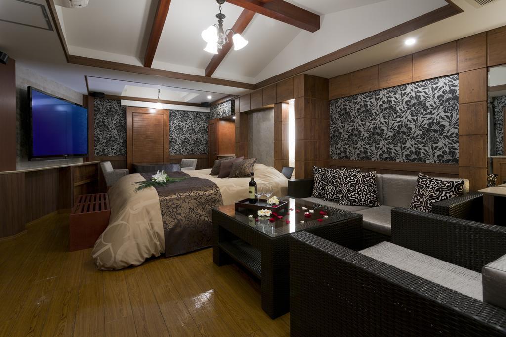 Hotel Crea (Adults Only) 冈山 外观 照片