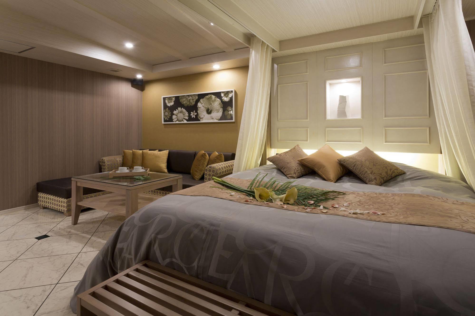 Hotel Crea (Adults Only) 冈山 外观 照片