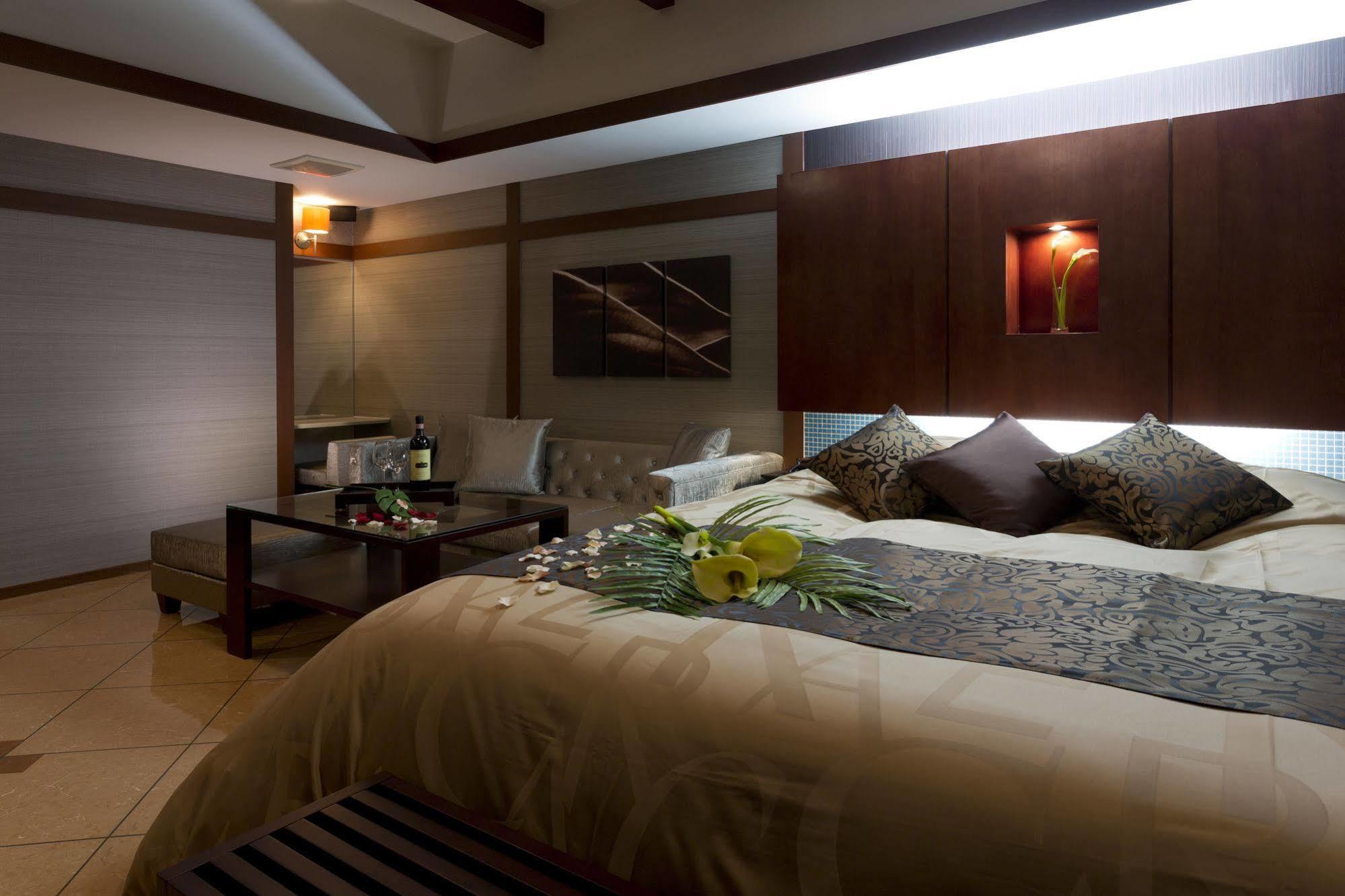 Hotel Crea (Adults Only) 冈山 外观 照片